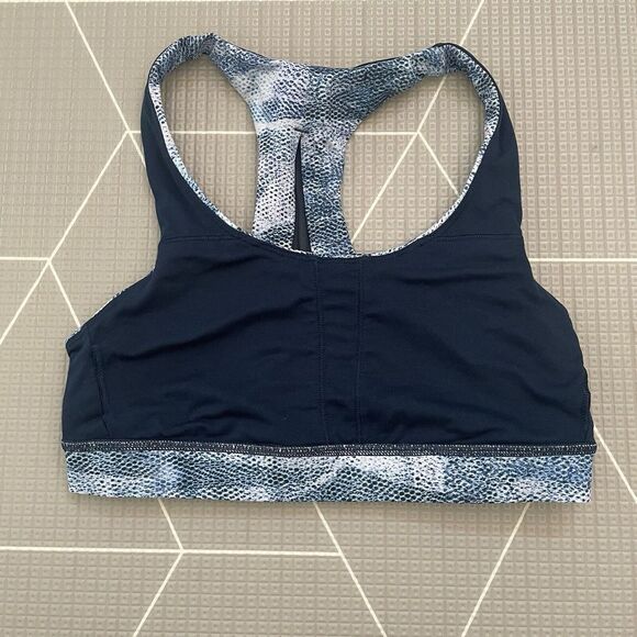 Lululemon Invigorate Bra Size 4 Mesh Scape True Navy - Picture 8 of 8